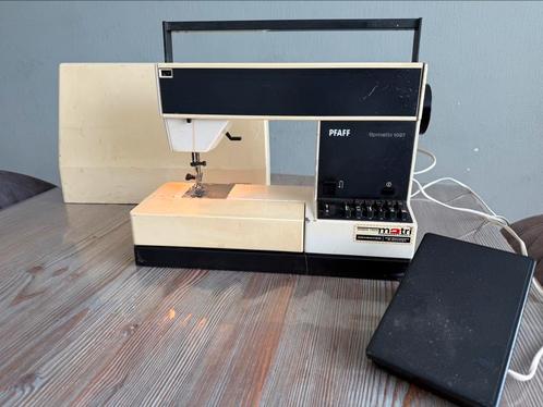 Pfaff Tipmatic 1027 naaimachine – Lees goed!, Hobby en Vrije tijd, Naaimachines en Toebehoren, Gebruikt, Naaimachine, Pfaff, Ophalen of Verzenden