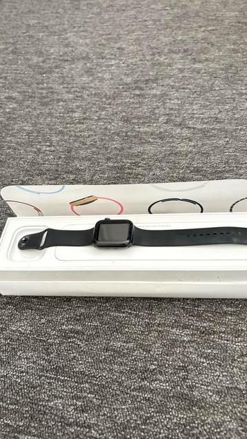 Apple Watch 6 - Nette Staat! beschikbaar voor biedingen
