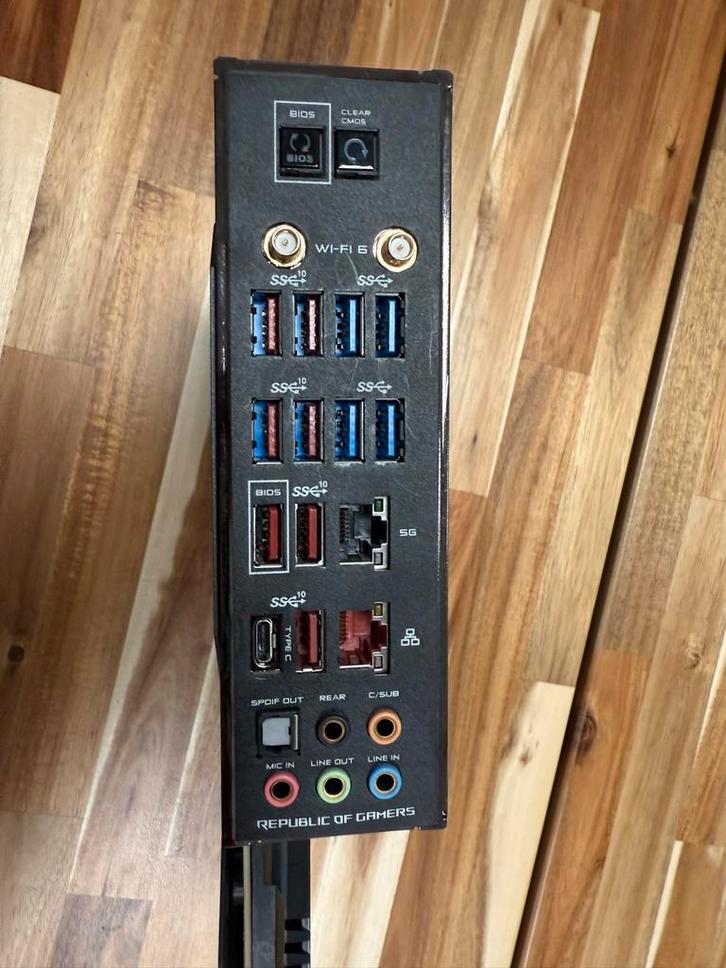 Asus ROG Crosshair VIII Formula Moederbord, Computers en Software, Moederborden, Gebruikt, AMD, DDR4, Ophalen of Verzenden