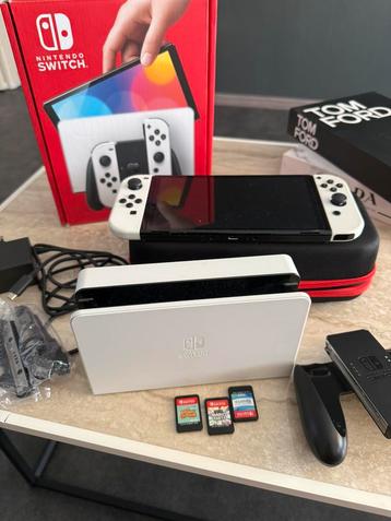 Nintendo Switch OLED Wit beschikbaar voor biedingen