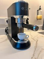 DeLonghi Dedica Espresso Apparaat Chroom/Zwart, in top staat, Afneembaar waterreservoir, Espresso apparaat, Gemalen koffie, Ophalen of Verzenden