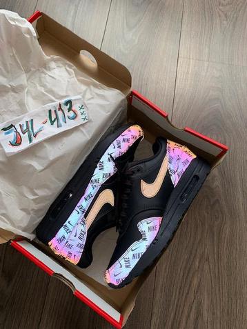Nike air Max NIEUW 42 LX reflective OG box , oil patta beschikbaar voor biedingen