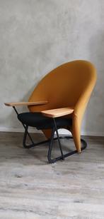 Prachtige artifort fauteuil, Huis en Inrichting, Ophalen, Metaal, 75 tot 100 cm, Zo goed als nieuw