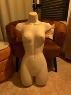 Elegante vrouwelijke paspop, Ophalen, Gebruikt