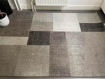 Vintage kleed 160x230 beschikbaar voor biedingen
