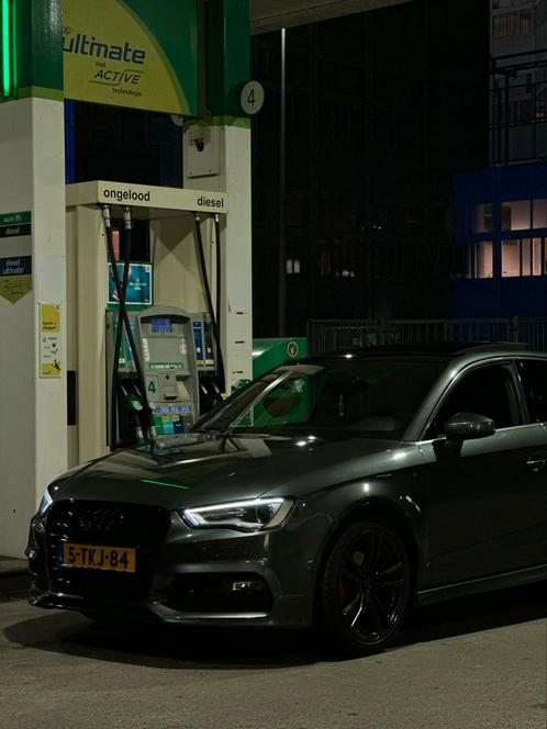 Audi A3 1.4 Tfsi COD Sedan S-tronic 2014 7schakel, Auto's, Audi, Bedrijf, A3, Airbags, Bluetooth, Bochtverlichting, Elektrische stoelverstelling