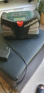 Metabobouwradio 13,8 volt met travo 220, Ophalen of Verzenden, Zo goed als nieuw
