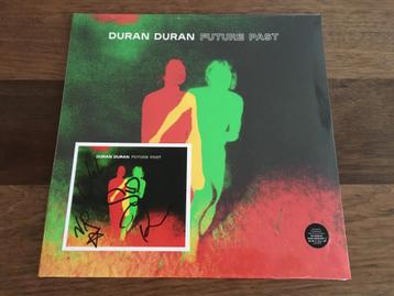 Vinyl LP Duran Duran Future Past GESIGNEERD RED Vinyl NIEUW beschikbaar voor biedingen