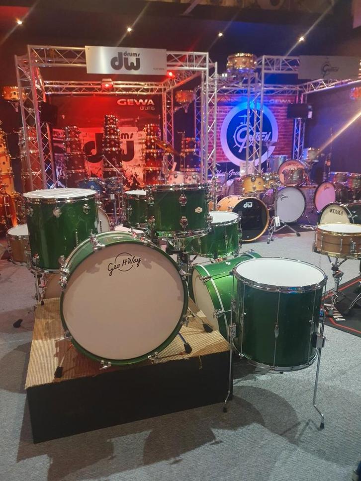 George Way Aristocrat en Tuxedo sets!, Muziek en Instrumenten, Drumstellen en Slagwerk, Nieuw, Overige merken, Ophalen of Verzenden