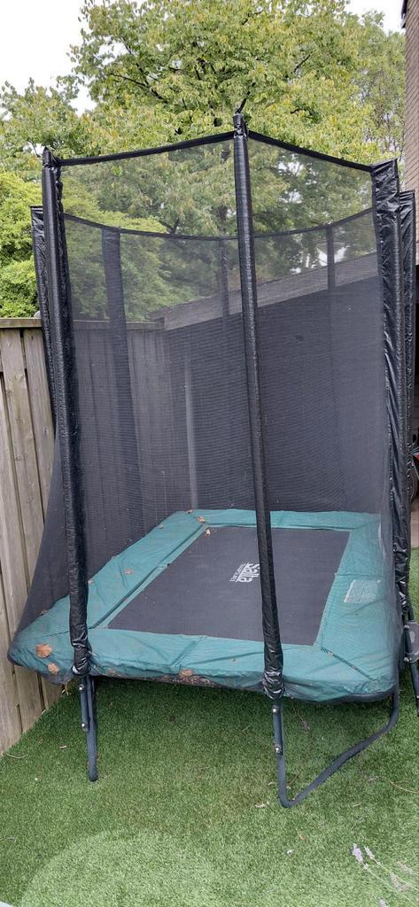 Salta Trampoline Rechthoekig 160x220, Kinderen en Baby's, Speelgoed | Buiten | Trampolines, Gebruikt, Ophalen of Verzenden