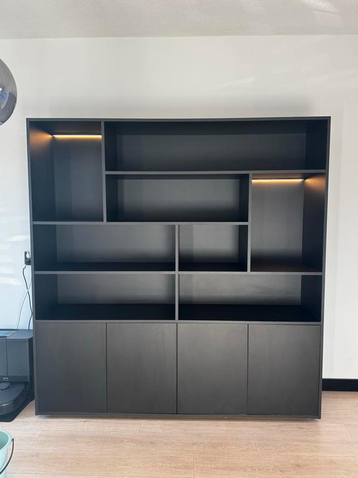 Zwarte Buffetkast Madrid Goossens, Huis en Inrichting, Kasten | Boekenkasten, Zo goed als nieuw, 150 tot 200 cm, 150 tot 200 cm
