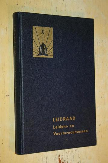 Boek Leidraad leiders voorturncursussen gymnastiek KNGV KNGU beschikbaar voor biedingen