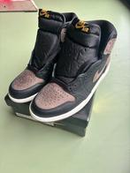 Nike Air Jordan 1 Retro High OG - Maat 40, Kleding | Heren, Schoenen, Ophalen of Verzenden, Zo goed als nieuw, Zwart, Sneakers of Gympen