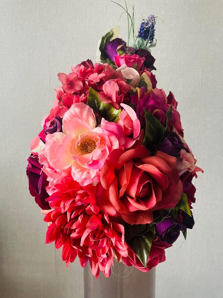 Carnaval bloemen hoed, Kleding | Dames, Carnavalskleding en Feestkleding, Zo goed als nieuw, Carnaval, Ophalen of Verzenden