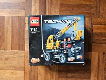 lego technic 42031 beschikbaar voor biedingen