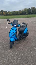 Piaggio zip 80cc brom full option, Fietsen en Brommers, Scooters | Piaggio, Ophalen of Verzenden, Zo goed als nieuw, Benzine, Zip