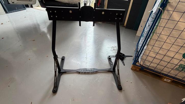 Vesaro Monitor Standaard Simulator, Computers en Software, Monitoren, Gebruikt, 60 Hz of minder, Ophalen of Verzenden