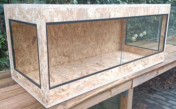 Nieuw osb3 terrarium met zijramen 120/50/50 beschikbaar voor biedingen