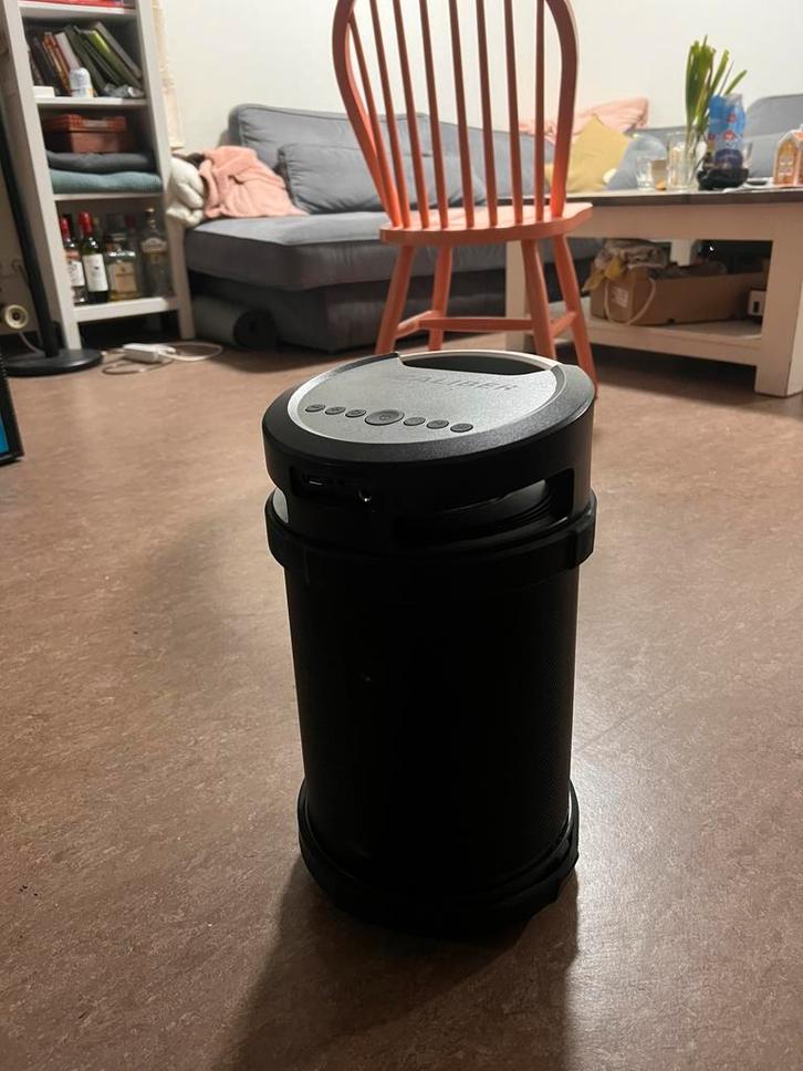 Caliber Loudspeakers 210 watts, Audio, Tv en Foto, Luidsprekers, Zo goed als nieuw, 120 watt of meer, Ophalen of Verzenden