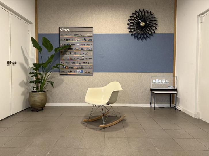 Herman Miller | Eames | RAR | Wit Fiberglass | 1x, Huis en Inrichting, Stoelen, Zo goed als nieuw, Eén, Hout, Kunststof, Metaal