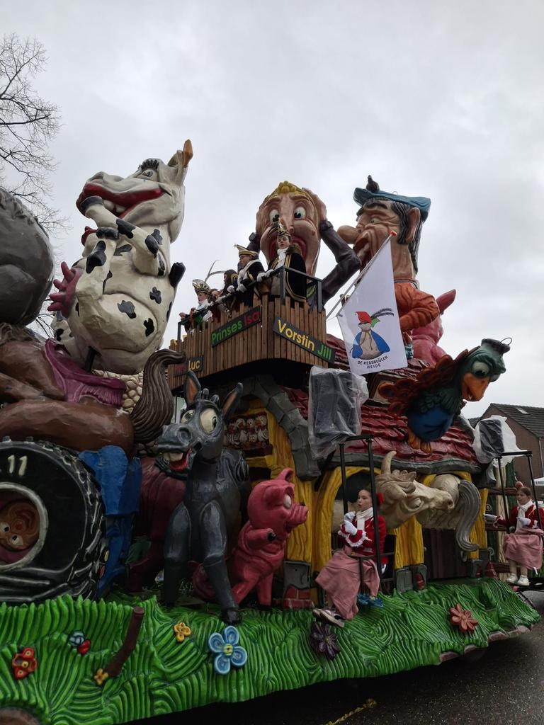 Carnavalswagen / prinsenwagen, Hobby en Vrije tijd, Feestartikelen | Verhuur, Ophalen of Verzenden, Overige