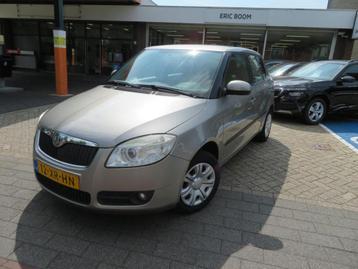 Skoda Fabia 1.4-16V AMBIENTE met NWE APK 195dkm DISTR. bij 1 beschikbaar voor biedingen