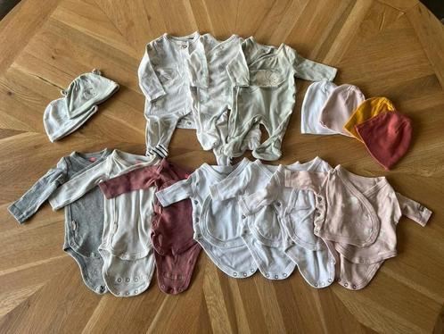 Kledingpakket baby maat 44 HEMA en C&A, Kinderen en Baby's, Babykleding | Baby-kledingpakketten, Gebruikt, Ophalen of Verzenden