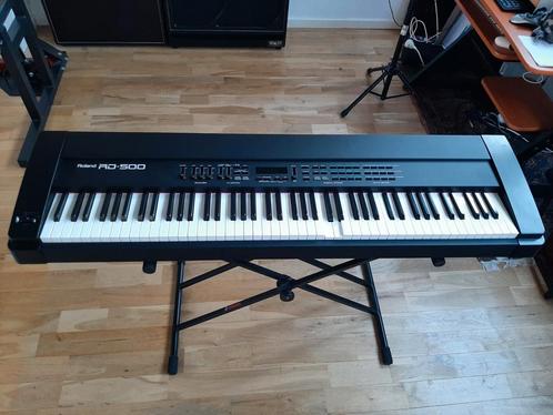 Roland RD-500 Stage Piano, Muziek en Instrumenten, Keyboards, Gebruikt, 88 toetsen, Roland, Aanslaggevoelig, Met standaard, Midi-aansluiting