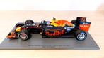Red Bull Racing RB12 Max Verstappen Spanje 2016 1:18 Spark, Ophalen of Verzenden, Zo goed als nieuw, Auto, Overige merken