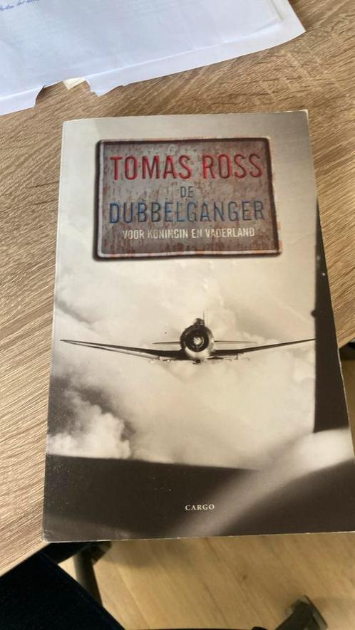 Thomas Ross - De dubbelganger, Boeken, Thrillers, Zo goed als nieuw, Nederland, Ophalen of Verzenden