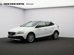 Volvo V40 Cross Country T3 Automaat Polar+ Luxury / Pan. dak, Euro 6, 4 cilinders, 700 kg, Wit