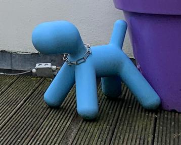 Puppy Magis medium blauw beschikbaar voor biedingen