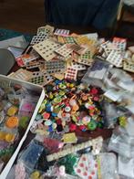 Nieuwe knopen en wat vintage knopen., Ophalen, Nieuw, Overige typen