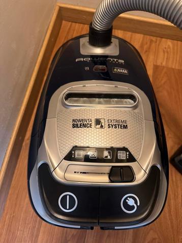Rowenta Silence Force 4AAAA Stofzuiger beschikbaar voor biedingen