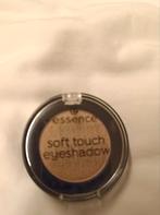 Make up 02 champagne essence inclusief verzendkosten, Sieraden, Tassen en Uiterlijk, Uiterlijk | Cosmetica en Make-up, Ophalen of Verzenden