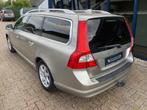 Volvo V70 2.5FT Summum 200PK LEER / ECC / PDC / TREKHAAK, Auto's, Volvo, Voorwielaandrijving, Gebruikt, Zwart, Traction-control