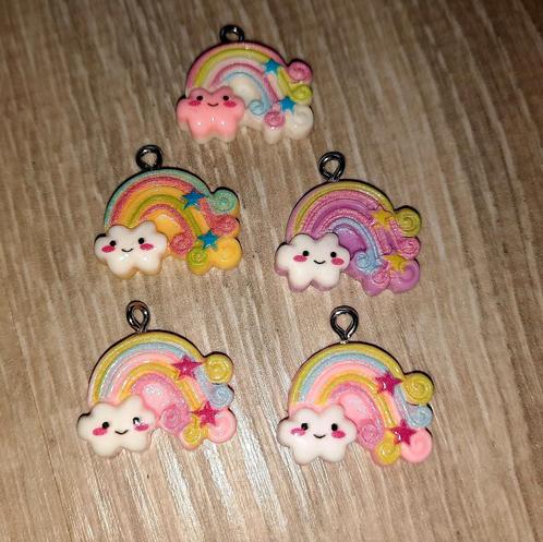 Regenboog hangers, Hobby en Vrije tijd, Kralen en Sieraden maken, Nieuw, Hanger, Ophalen of Verzenden