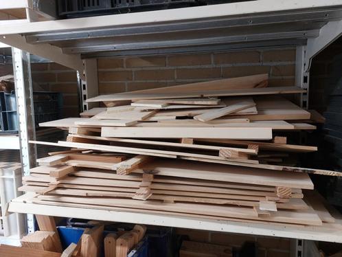 Lindehout gezaagd, Doe-het-zelf en Verbouw, Hout en Planken, Nieuw, Overige typen, Overige houtsoorten, Minder dan 200 cm, 25 tot 50 mm
