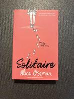 Solitaire - Alice Oseman, Boeken, Ophalen of Verzenden, Zo goed als nieuw, Nederland