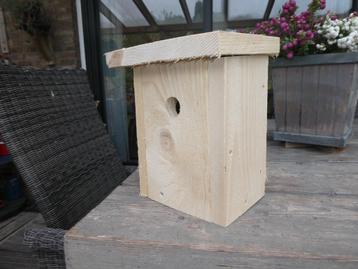 MEZEN nest en voerkastjes en ook EGEL slaapkasten. beschikbaar voor biedingen