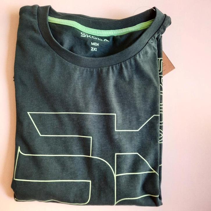 Te koop: origineel splinternieuw Skoda T-shirt maat 2XL, Auto diversen, Overige Auto diversen, Ophalen of Verzenden