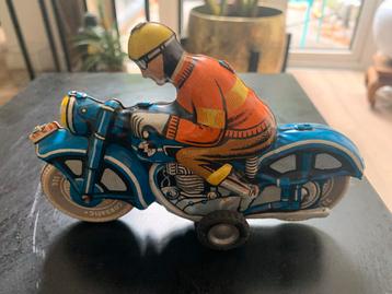 tin plate "Pendupet" Motorbike beschikbaar voor biedingen