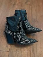 Laarzen met studs, Zwart, Lage of Enkellaarzen, Ophalen of Verzenden, Zo goed als nieuw