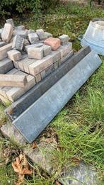 200 Betonklinkers 20x5x6cm en betonbandjes 5x15cm, Tuin en Terras, Tegels en Klinkers, Ophalen, Gebruikt, Beton, Klinkers