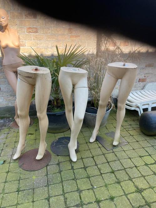 Vintage dames benen etalagepoppen op standaard, Antiek en Kunst, Curiosa en Brocante, Ophalen of Verzenden