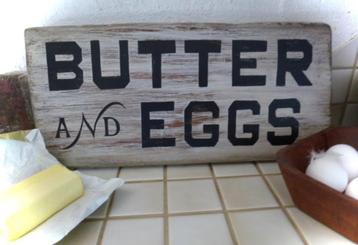 Handgeschilderd reclame bord/Butter and Eggs/boter en eieren beschikbaar voor biedingen