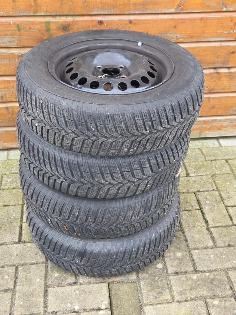 Winterbanden met velgen Vredestein Snowtrac 3165/70 R14 81T, Ophalen, Gebruikt