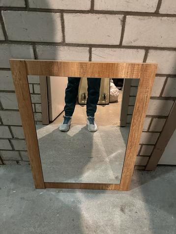 Houten Badkamerspiegel beschikbaar voor biedingen