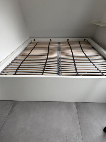 Malm Ikea bedframe met Lönset lattenbodem - afbeelding 2