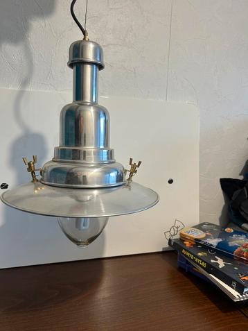 Industriële hanglamp metaal beschikbaar voor biedingen